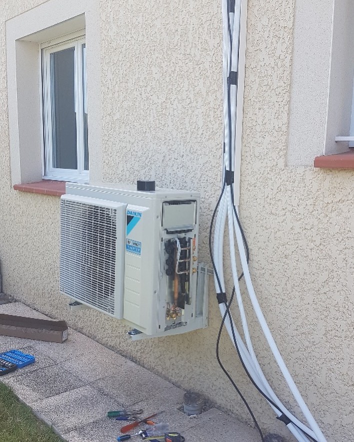 332454968_220494500462258_4966433348738927928_n