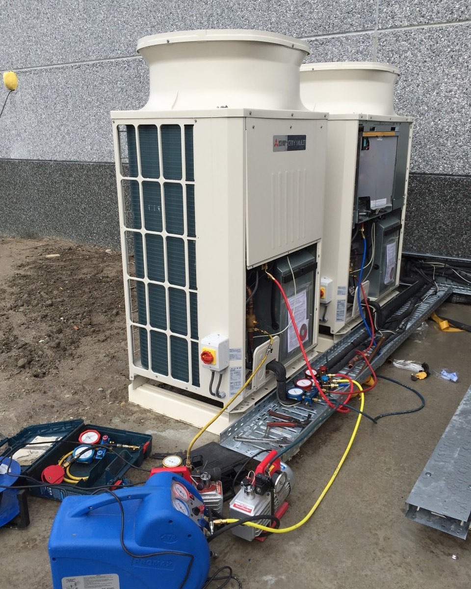 332698124_562403375921534_5211261904984887867_n